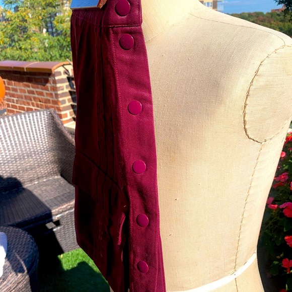 NWOT Women IVY PARK for ADIDAS MINI SIDE BUTTON TENNIS SKIRT - Picture 5 of 5